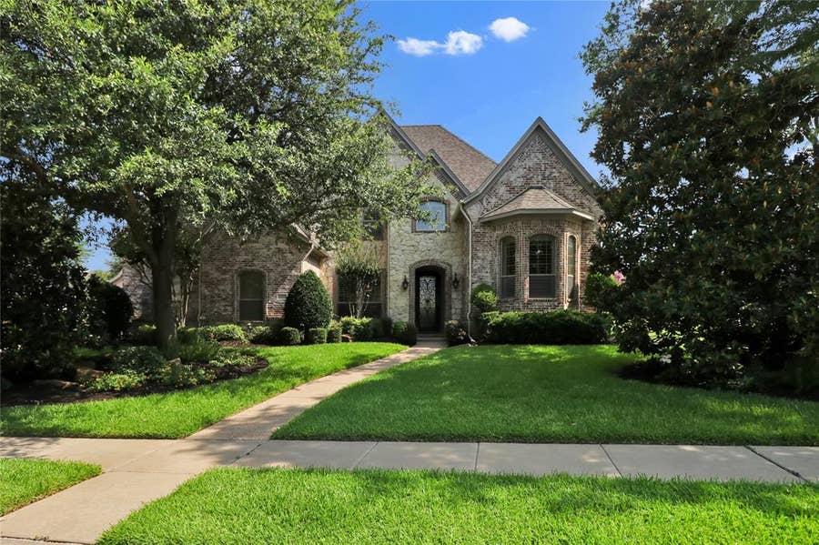 Property photo for 400 Vintage Court, Colleyville, TX