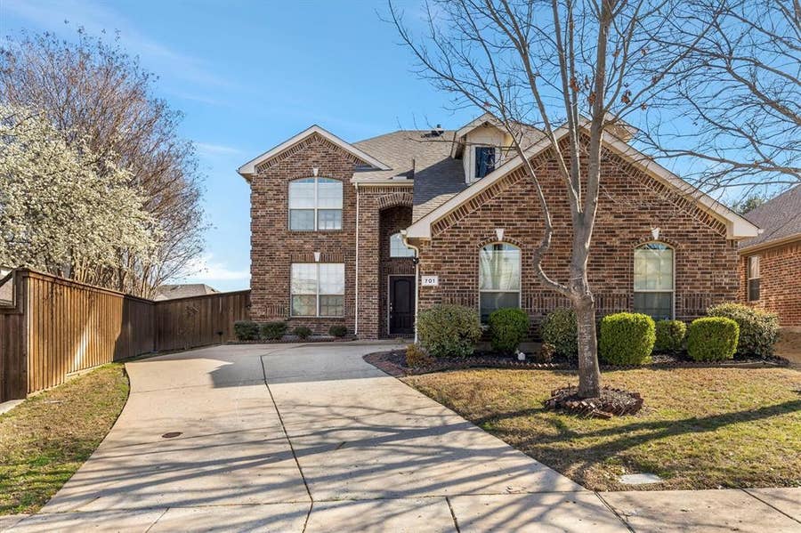 Property photo for 701 Setting Sun Trail, McKinney, TX