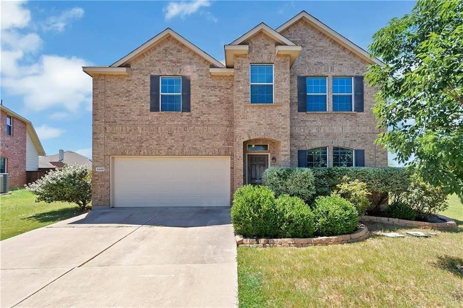 Property photo for 5000 Del Rey Circle, Denton, TX