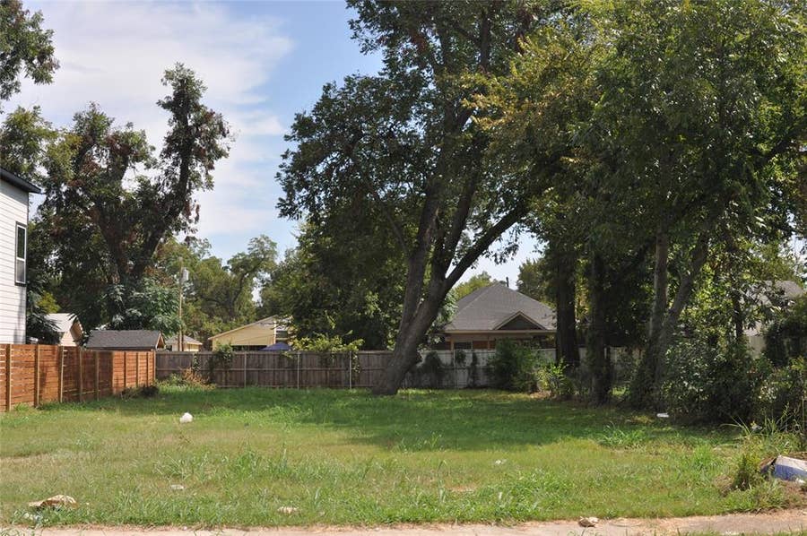 Property photo for 3520 Carl Street, Dallas, TX