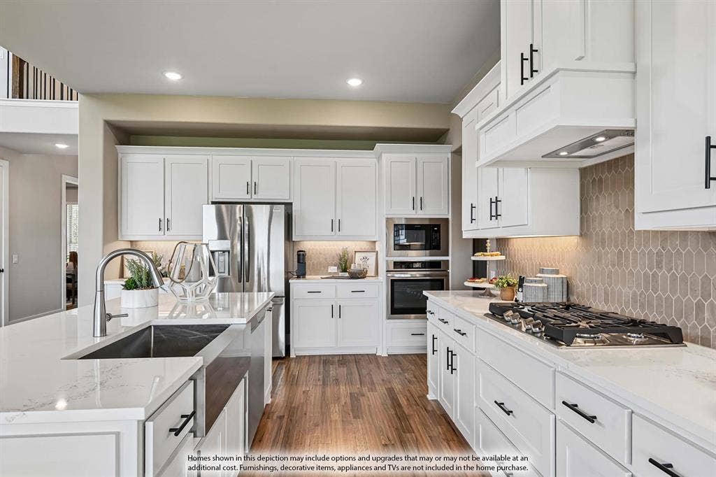 2402 Lakeside Drive, Mansfield, TX 76084