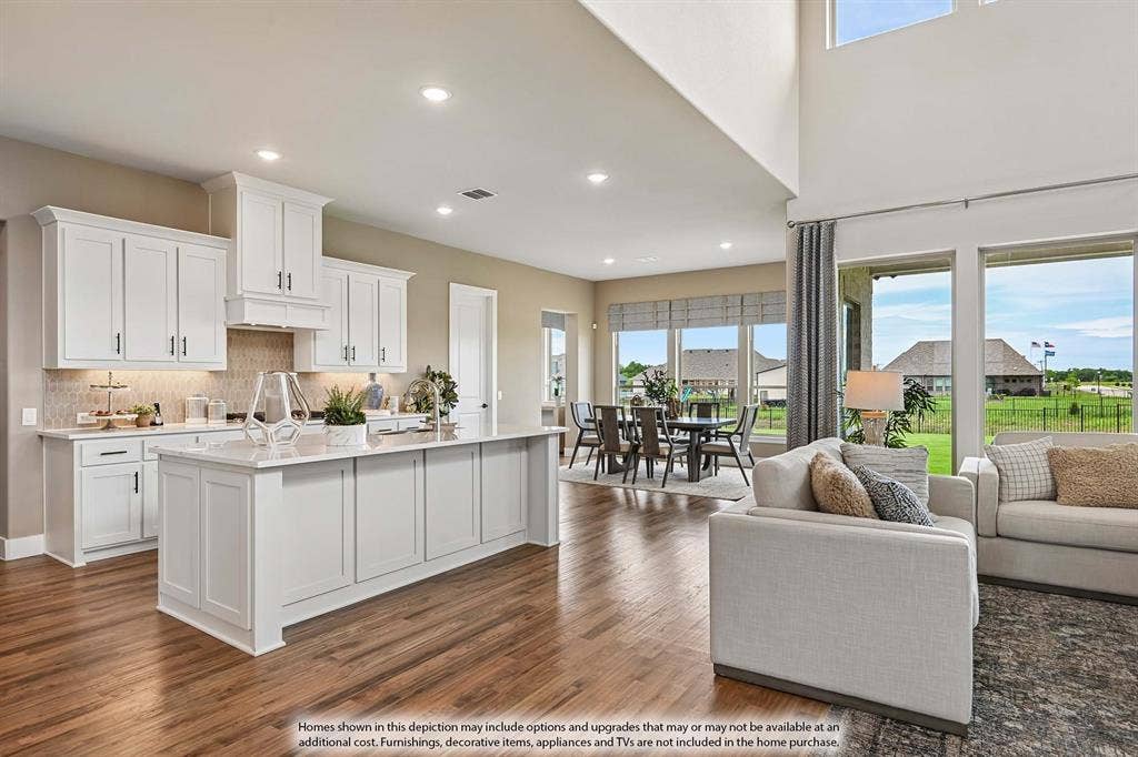 2402 Lakeside Drive, Mansfield, TX 76084