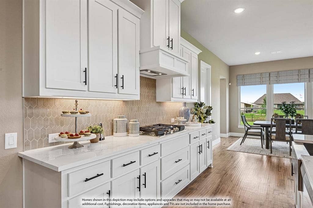 2402 Lakeside Drive, Mansfield, TX 76084