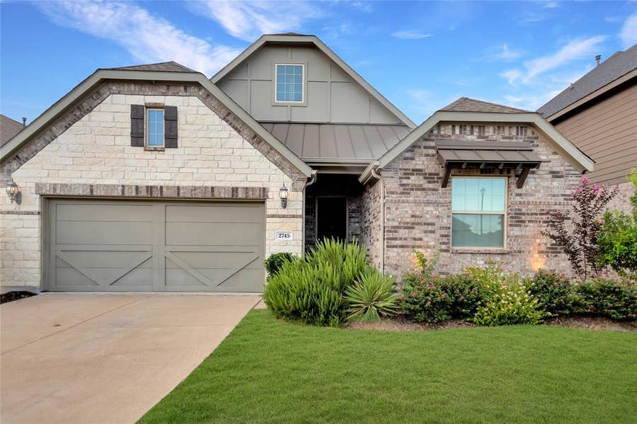 Property photo for 2745 Bechtol Street, Garland, TX