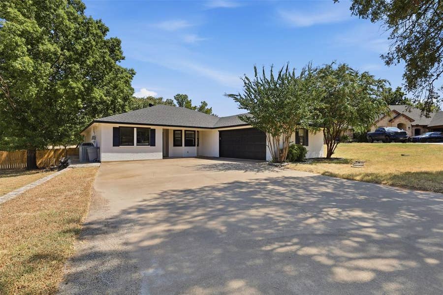 Property photo for 9705 Rosalie Court, Granbury, TX
