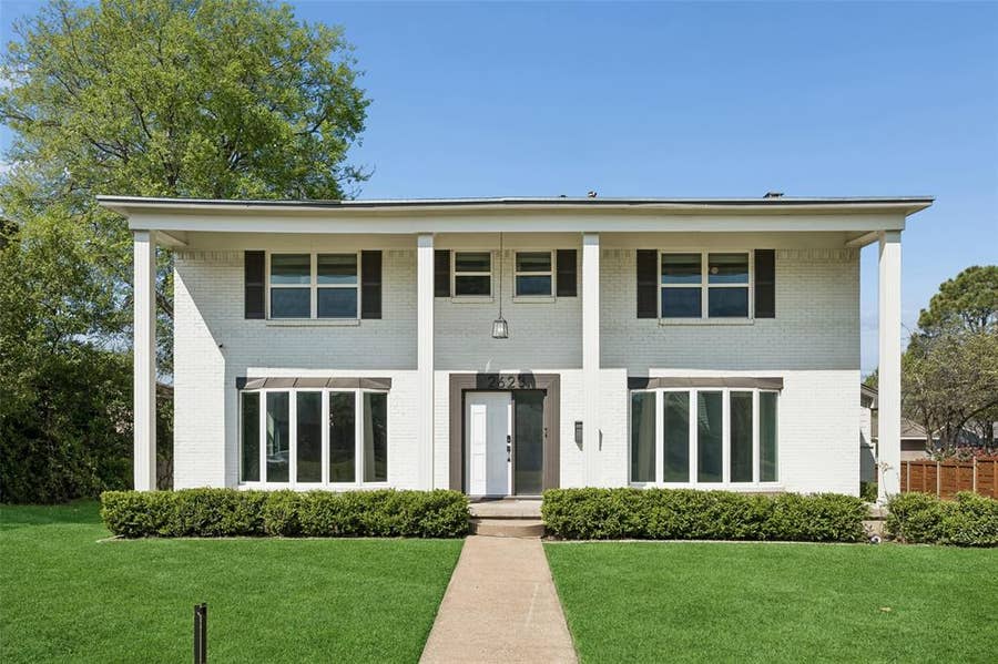 Property photo for 2623 Heatherwood Drive, Dallas, TX