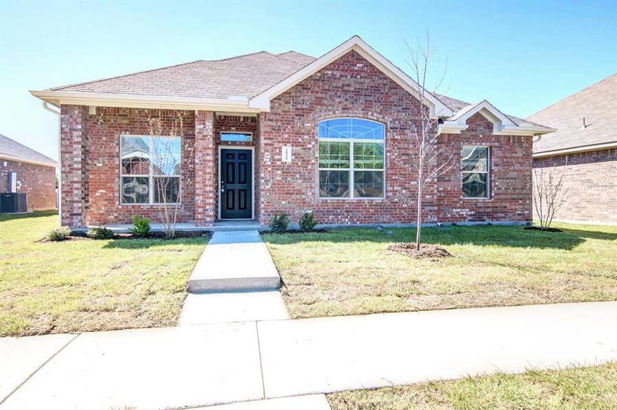 Property photo for 2038 Dyer Drive, Lancaster, TX