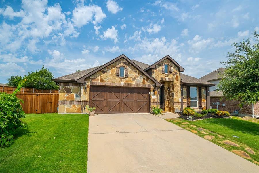 Property photo for 303 Magnolia Drive, Wylie, TX