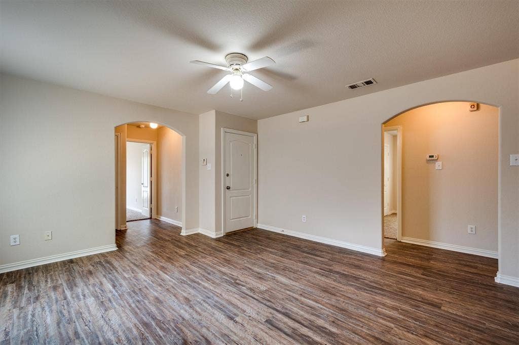 121 Cliff Heights Circle, Dallas, TX 75241 121 Cliff Heights Circle, Dallas, TX 75241
