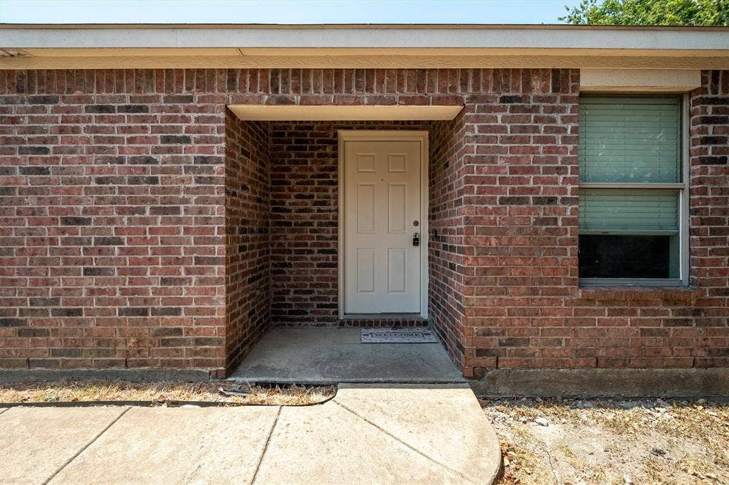 121 Cliff Heights Circle, Dallas, TX 75241 121 Cliff Heights Circle, Dallas, TX 75241