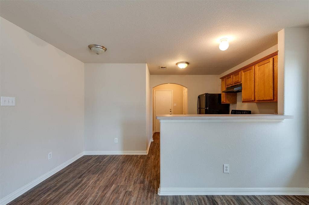 121 Cliff Heights Circle, Dallas, TX 75241 121 Cliff Heights Circle, Dallas, TX 75241