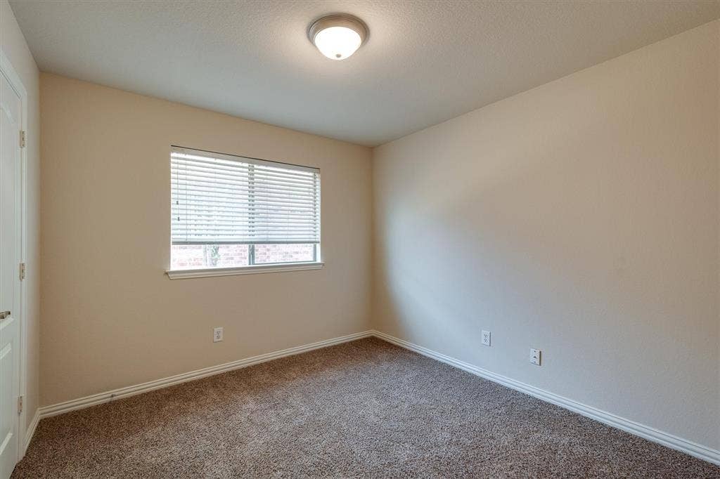 121 Cliff Heights Circle, Dallas, TX 75241 121 Cliff Heights Circle, Dallas, TX 75241