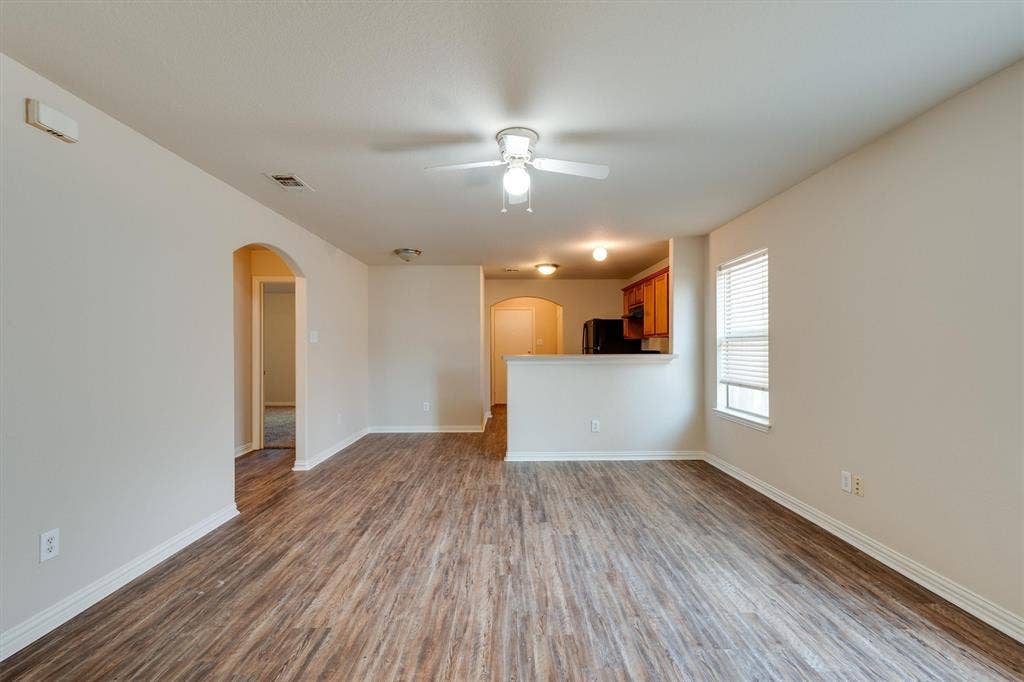 121 Cliff Heights Circle, Dallas, TX 75241 121 Cliff Heights Circle, Dallas, TX 75241