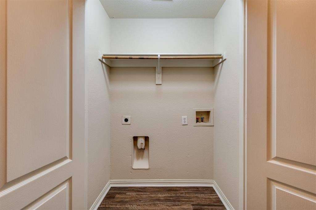 121 Cliff Heights Circle, Dallas, TX 75241 121 Cliff Heights Circle, Dallas, TX 75241