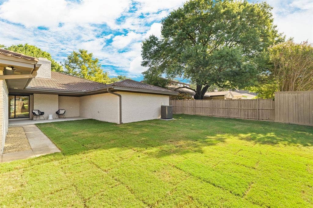 6812 Sedgwick Drive, Dallas, TX 75231 6812 Sedgwick Drive, Dallas, TX 75231