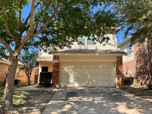 Property photo for 11725 Cottontail Drive, Fort Worth, TX