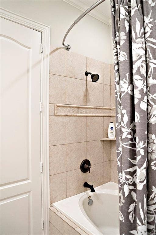 4700 Stonebridge Lane, Athens, TX 75751 Guest Bath 2