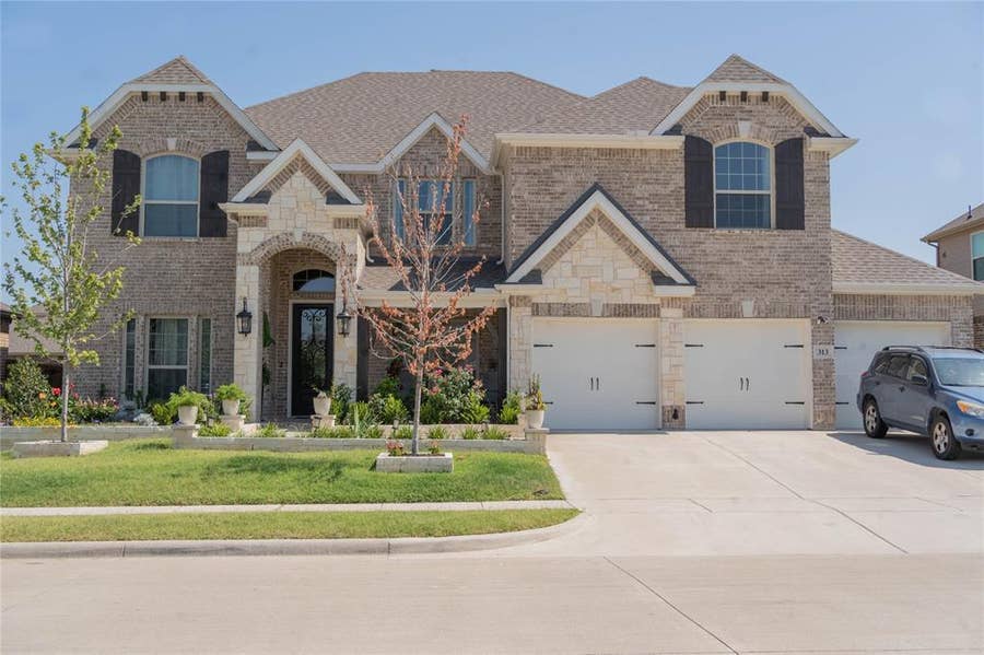 Property photo for 313 Airlene Lane, Fate, TX
