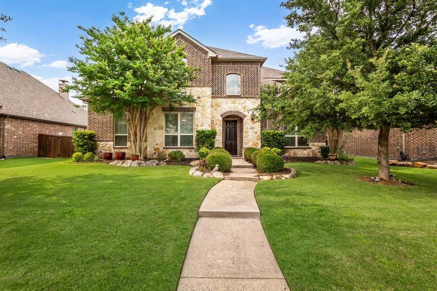 Property photo for 894 Starcreek Parkway, Allen, TX