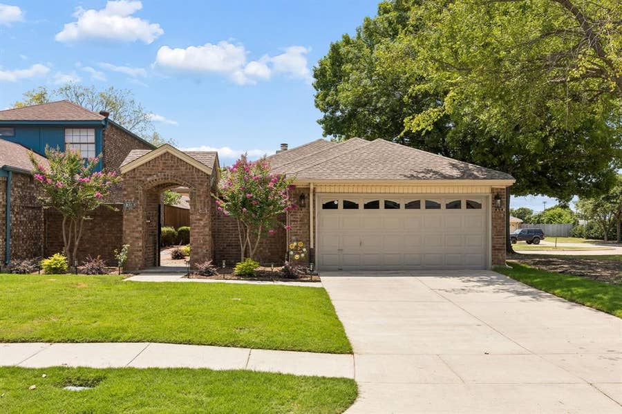 Property photo for 3916 Capricorn Court, Plano, TX