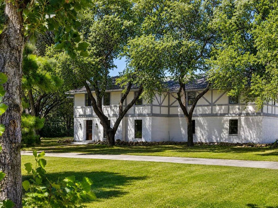 Property photo for 5049 Golden Circle, Denton, TX