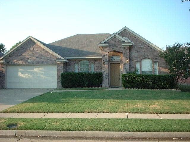 Property photo for 817 Snapdragon Lane, Plano, TX