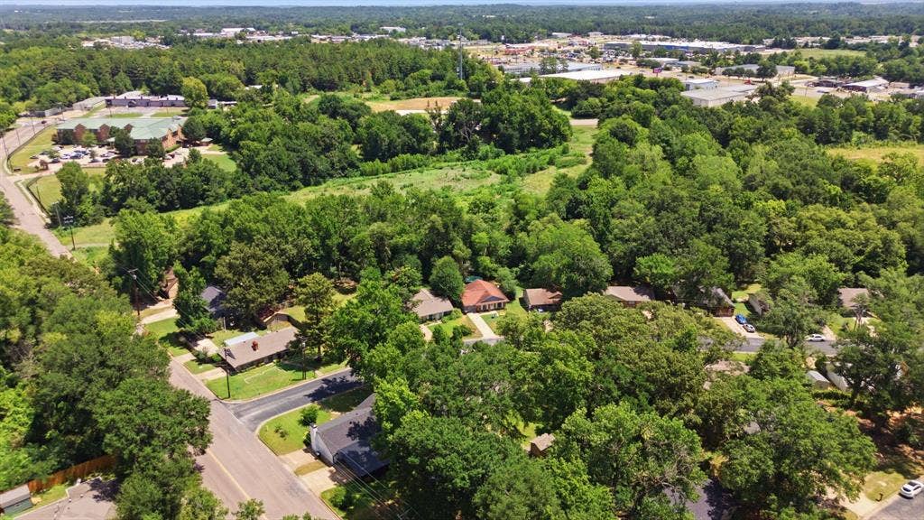 2307 Pinkerton, Tyler, TX 75701 2307 Pinkerton, Tyler, TX 75701