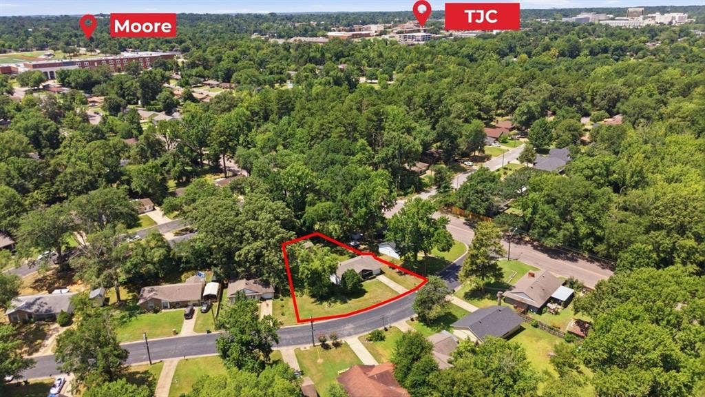 2307 Pinkerton, Tyler, TX 75701 2307 Pinkerton, Tyler, TX 75701