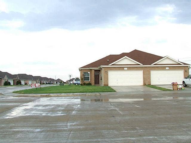 Property photo for 422 Blake Lane, Midlothian, TX