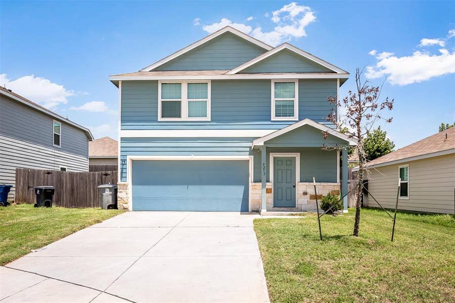 Property photo for 9213 Marilyn Place, Dallas, TX