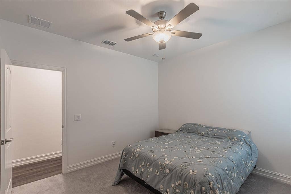 4313 Knight Street, Midlothian, TX 76065 4313 Knight Street, Midlothian, TX 76065