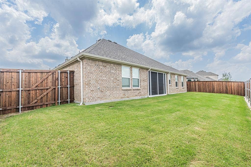 4313 Knight Street, Midlothian, TX 76065 4313 Knight Street, Midlothian, TX 76065