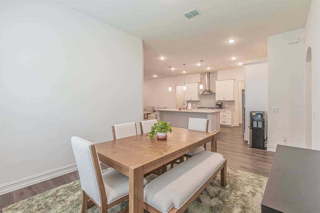 4313 Knight Street, Midlothian, TX 76065 4313 Knight Street, Midlothian, TX 76065