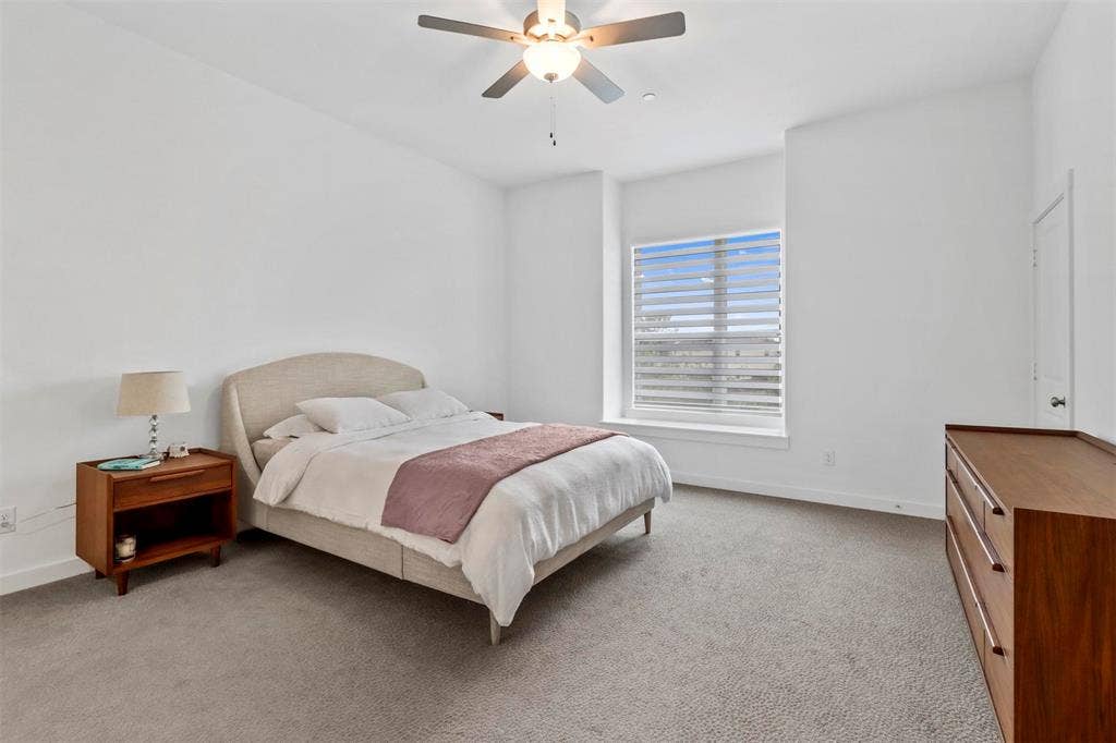 616 Collier Drive, Plano, TX 75075 Primary bedroom with a spacious walk-in closet and high ceilings.### Tips for effective listing photo descriptions:* **Focus on Key Selling Points:** Mention high-value features like vaulted ceilings, crown molding, or custom built-ins to draw interest.* **Highlight Functionality:** Emphasize the storage potential of the walk-in closet, as this is a top priority for potential buyers.* **Keep it Concise:** Use clear, descriptive language that complements the visual appeal of the photo without being overly repetitive.* **Maintain Consistency:** Use a similar tone and structure for all your photo descriptions to keep your listing professional and easy to read.