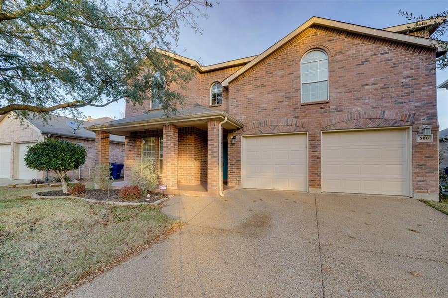 Property photo for 506 Hickory Lane, Fate, TX