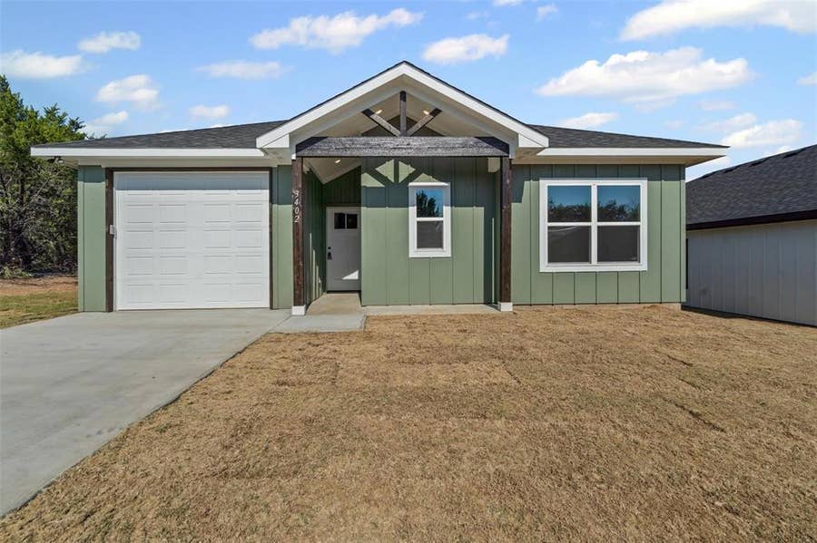 Property photo for 3402 Hilltop Road, Granbury, TX