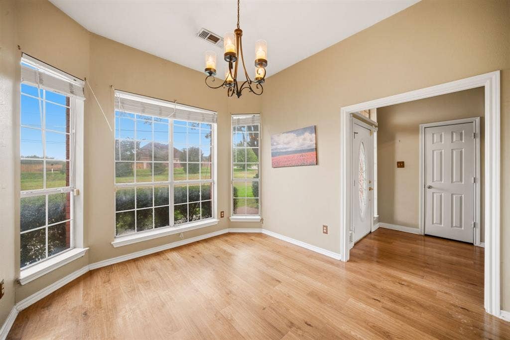 4016 Ovilla Road, Waxahachie, TX 75167 4016 Ovilla Road, Waxahachie, TX 75167