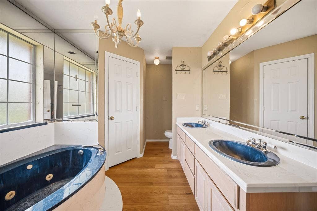 4016 Ovilla Road, Waxahachie, TX 75167 4016 Ovilla Road, Waxahachie, TX 75167