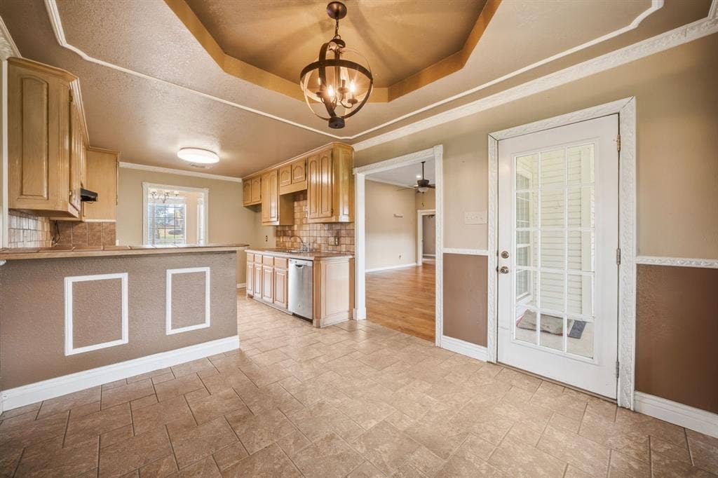 4016 Ovilla Road, Waxahachie, TX 75167 4016 Ovilla Road, Waxahachie, TX 75167