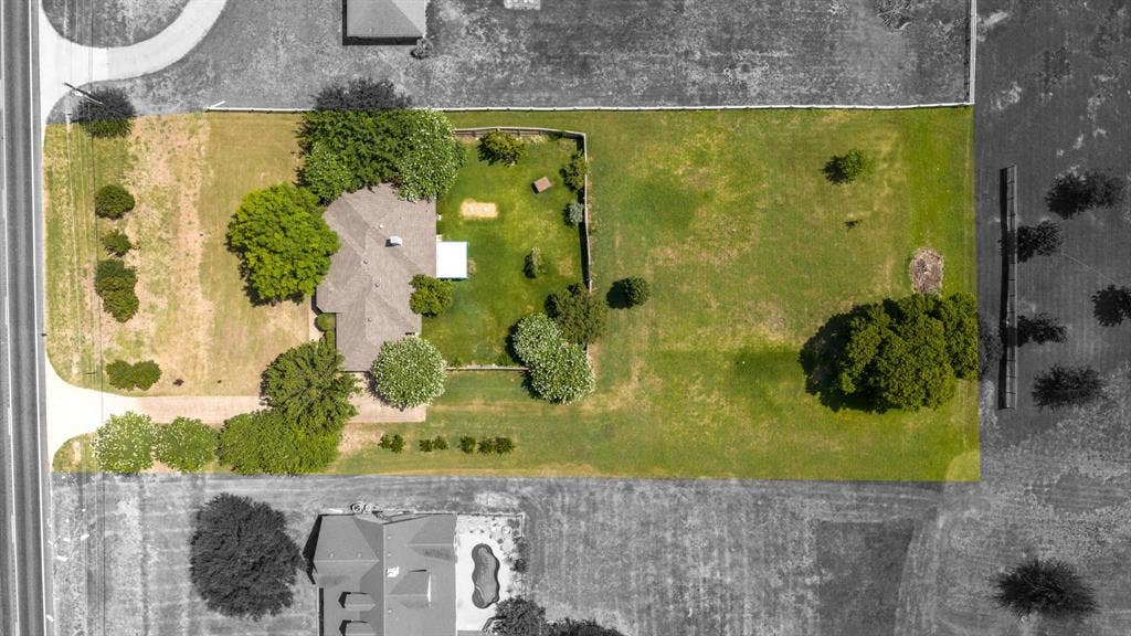 4016 Ovilla Road, Waxahachie, TX 75167 4016 Ovilla Road, Waxahachie, TX 75167