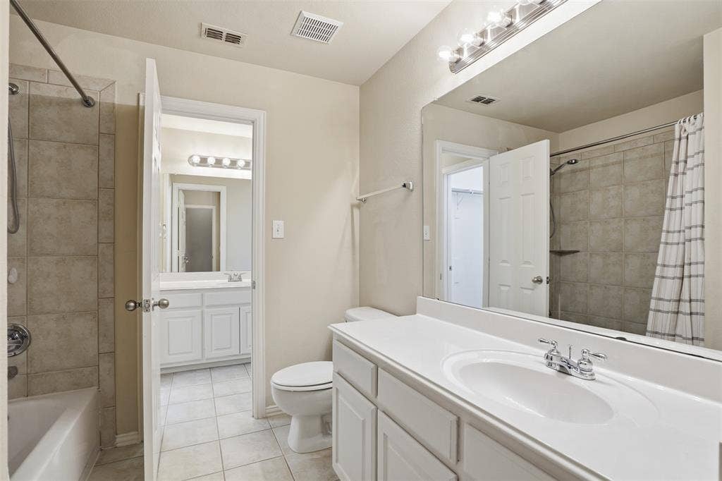 2013 Chessington Lane, McKinney, TX 75072 2013 Chessington Lane, McKinney, TX 75072
