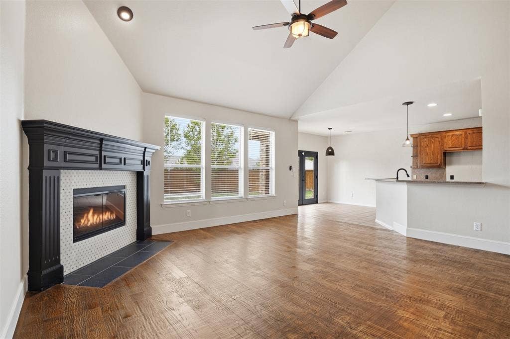 2013 Chessington Lane, McKinney, TX 75072 2013 Chessington Lane, McKinney, TX 75072