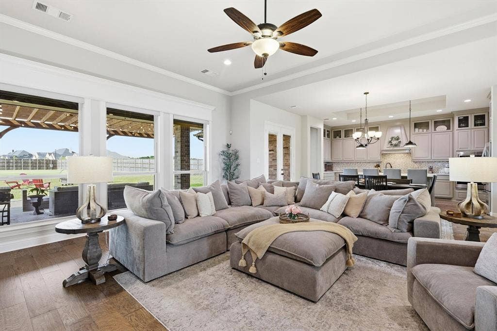 1231 Poppie Lane, Midlothian, TX 76065 1231 Poppie Lane, Midlothian, TX 76065