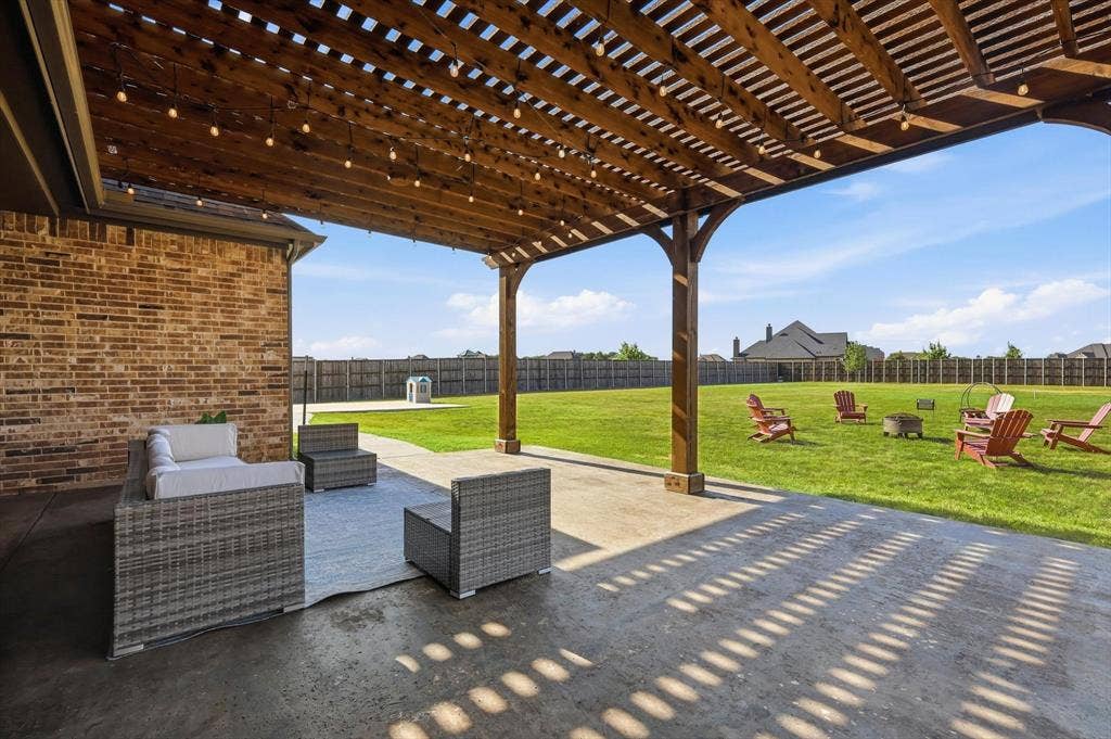 1231 Poppie Lane, Midlothian, TX 76065 1231 Poppie Lane, Midlothian, TX 76065