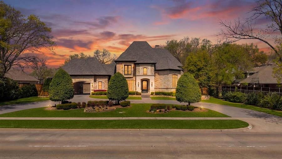 Property photo for 4719 Forest Lane, Dallas, TX