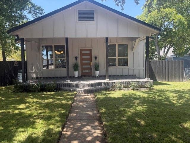 Property photo for 2401 Ingersoll Street, Dallas, TX