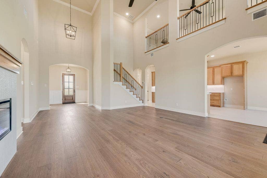 6421 Dalyn Drive, Midlothian, TX 76065 6421 Dalyn Drive, Midlothian, TX 76065