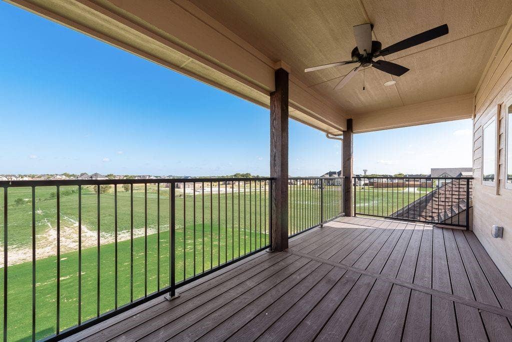 6421 Dalyn Drive, Midlothian, TX 76065 6421 Dalyn Drive, Midlothian, TX 76065
