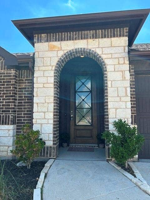 1365 Grand Meadows Drive, Godley, TX 76044 Beautiful Front.