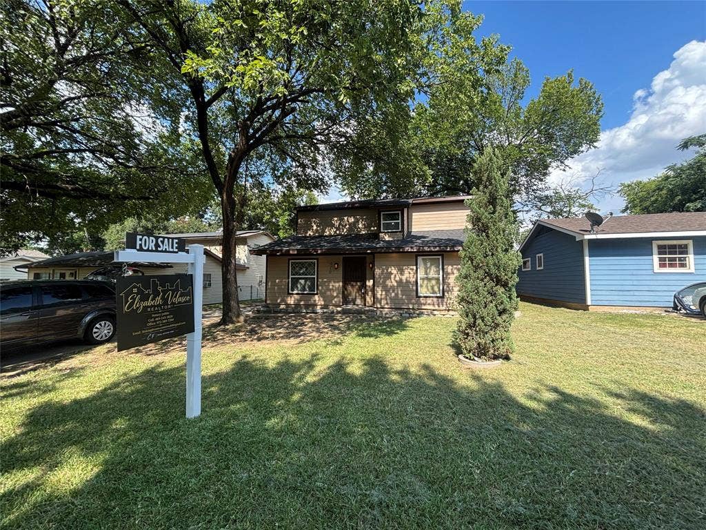 910 NE 31st, Grand Prairie, TX 75050 front